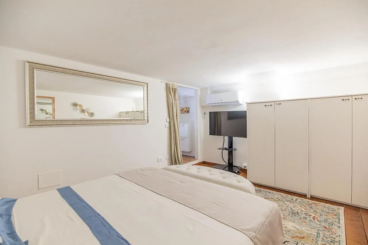 Suite Carducci Viareggio 0*,